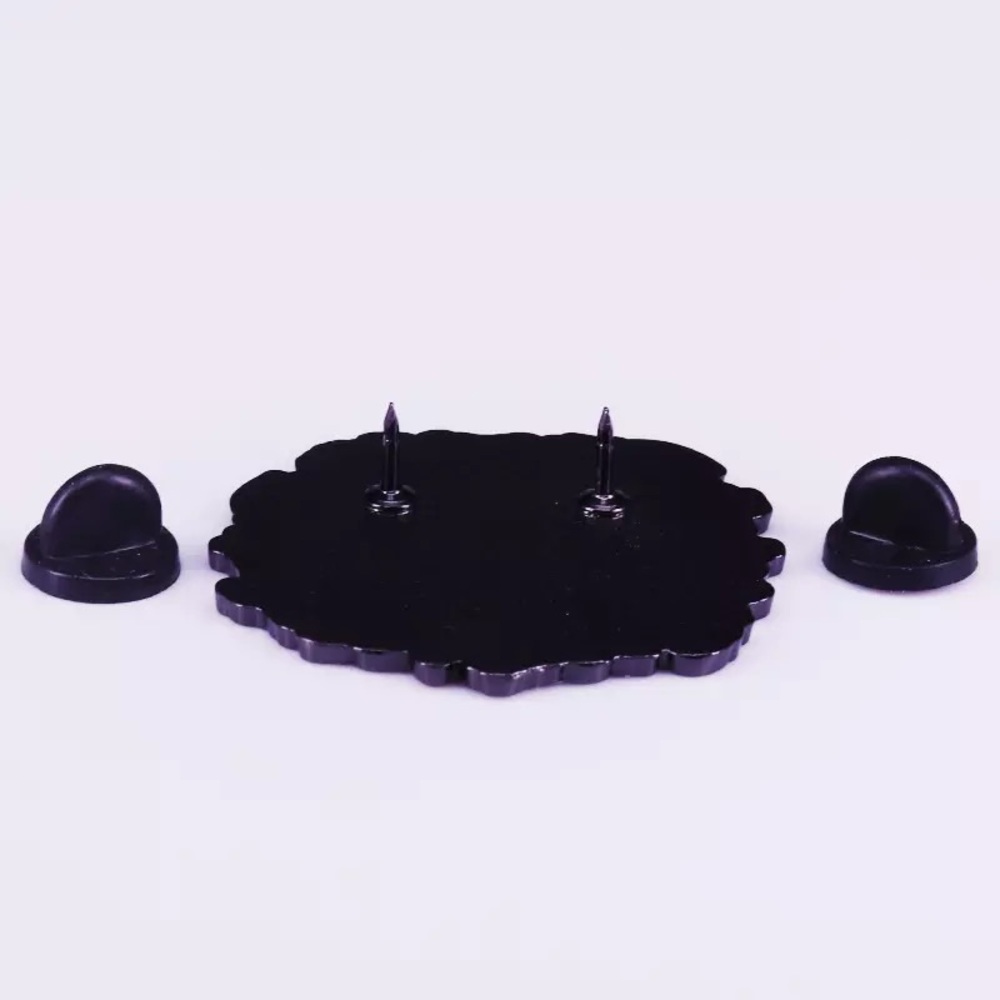 My Neighbor Totoro Large Enamel Pin - Picture 2 of 3